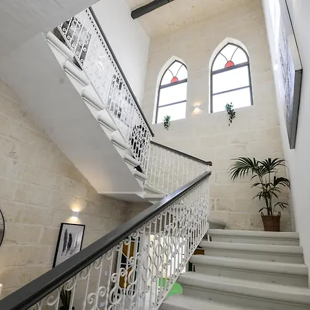 بيت ضيافة Dar Tfuliti *