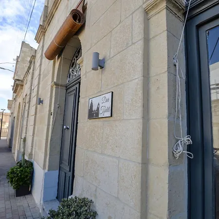 Dar Tfuliti * سان لاورينْتْسْ