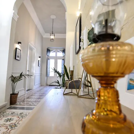 Dar Tfuliti * سان لاورينْتْسْ