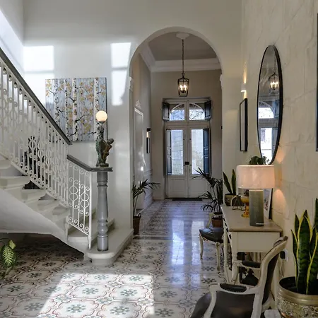 Dar Tfuliti سان لاورينْتْسْ