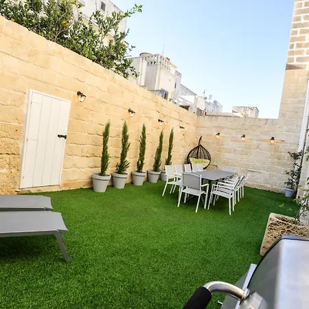 Dar Tfuliti سان لاورينْتْسْ