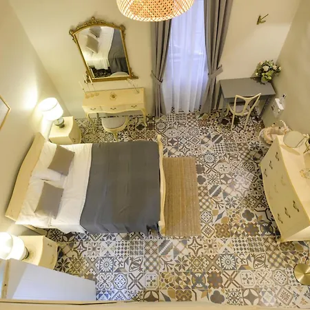 Dar Tfuliti * سان لاورينْتْسْ